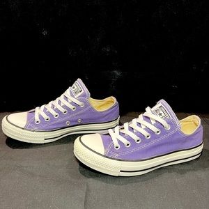 NWT Converse * Lavender * Low top * Canvas sneakers * Mens 5/Women 7